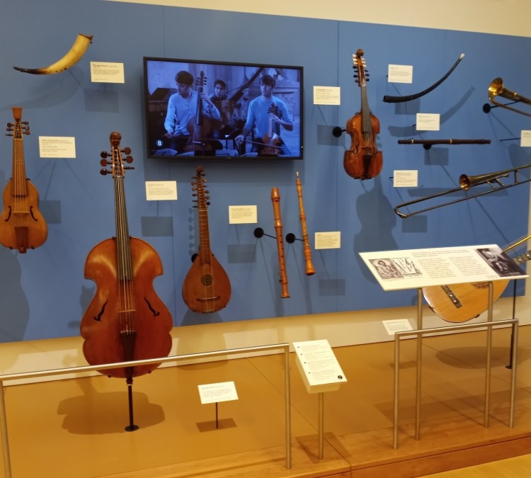 musical-instrument-museum-photo